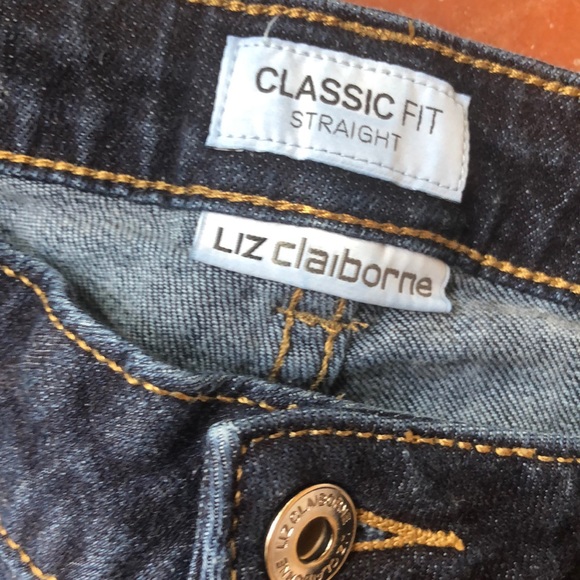 Liz Jeans - Picture 5 of 8